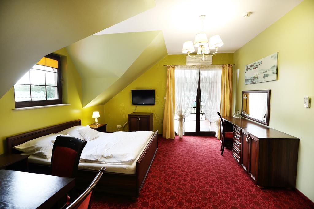 Malutkie Resort Radomsko Δωμάτιο φωτογραφία